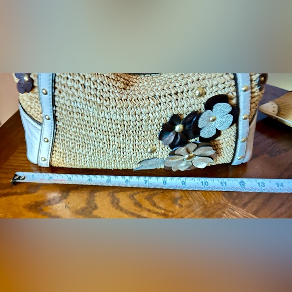 COACH ~ Floral Straw Natalie Hampton Tote & Wristlet - Picture 13 of 16